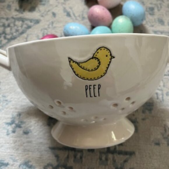 Rae Dunn Baby Chick "PEEP" Ceramic Strainer Colander with Colorful Eggs - Picture 4 of 9